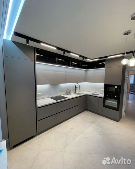 Красивая кухня на заказ собственное производство