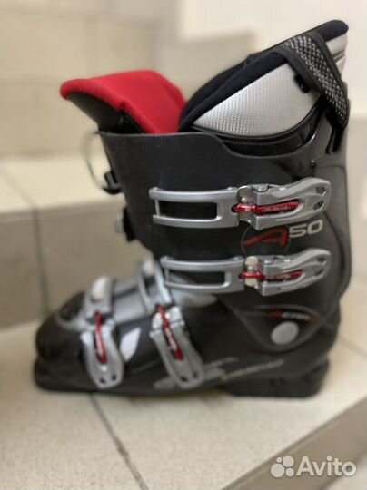 Горнолыжные ботинки