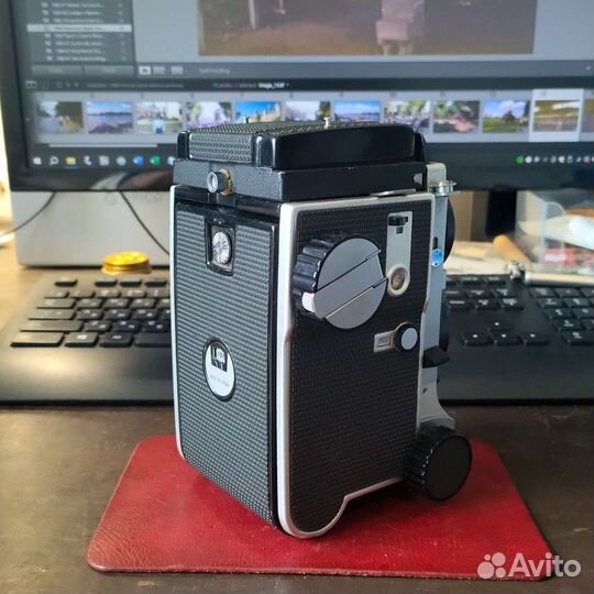 Забронировано. Плёночный фотоаппарат Mamiya C220