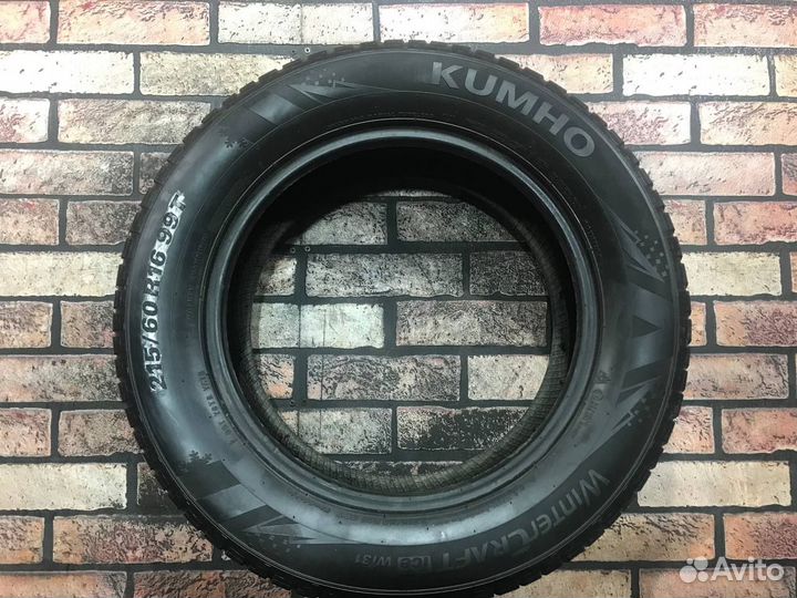 Kumho WinterCraft Ice WI31 215/60 R16 99T