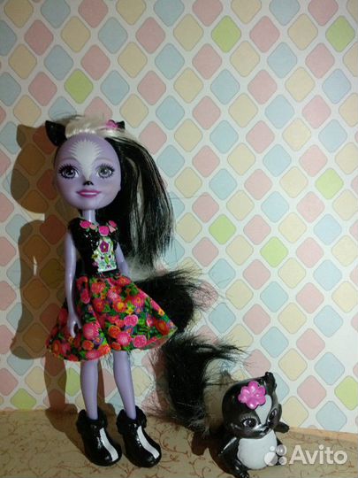 Enchantimals скунс