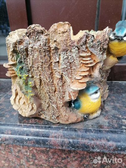 Кашпо из полистоун