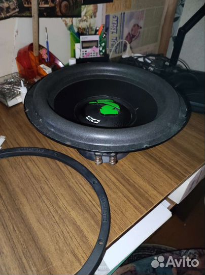 Сабвуфер 12