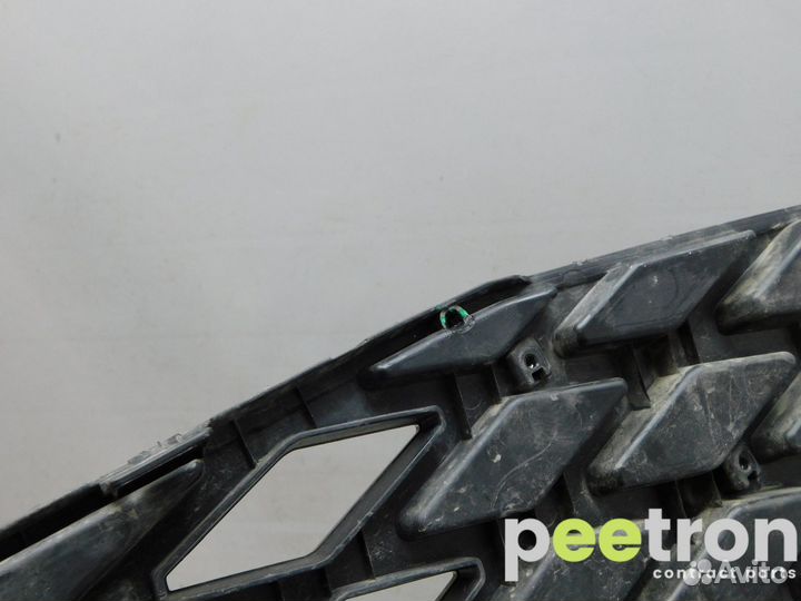 Б/У Б/У Решетка радиатора б/у Рестайлинг с 2020г