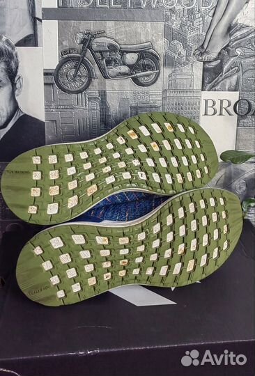 Кроссовки adidas оригинал