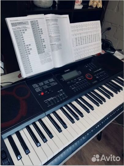 Casio CT-X3000 синтезатор