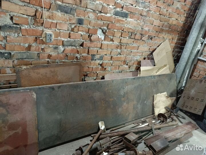 Лист металлический 2мм