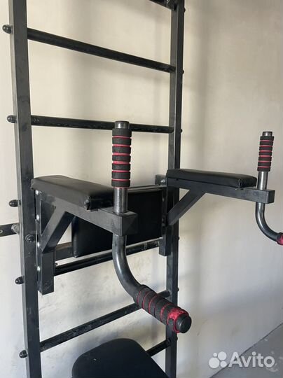 Шведская стенка с турником и брусьями