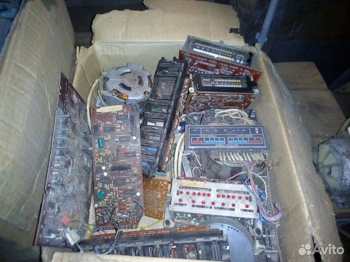 Запчасти комета / нота 225 / маяк 233