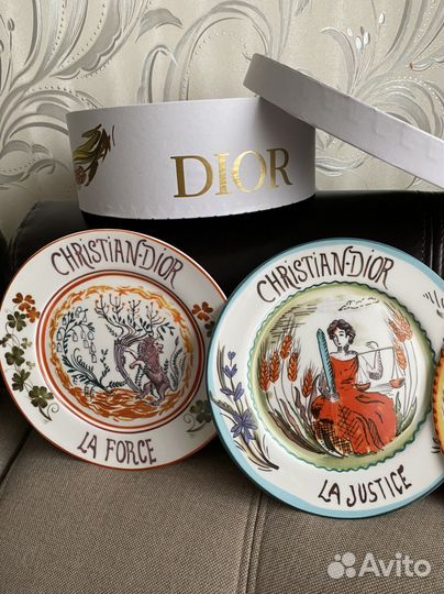 Тарелки Набор посуды Dior