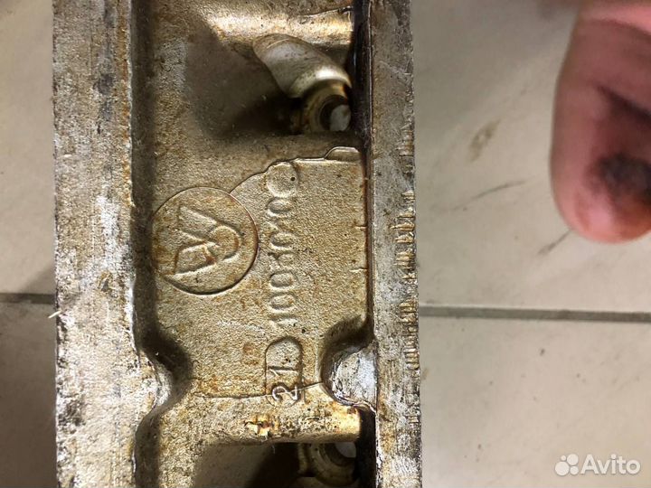 Головка блока цилиндров газ-21