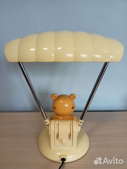 Лампа настольная с часами