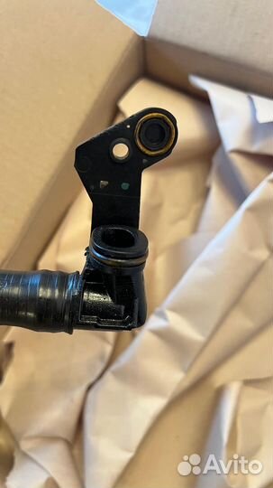 06L103213A вентиляционная трубка Audi a4