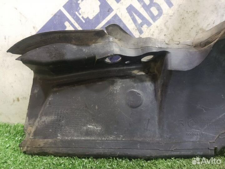 Пыльник радиатора правый Bmw X5 кроссовер 3.0 M54