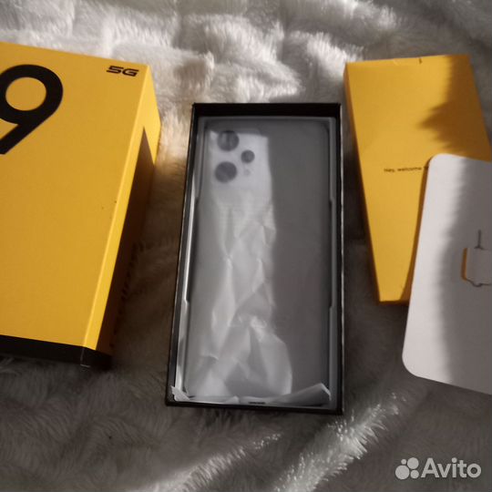 realme 9 5G, 4/128 ГБ