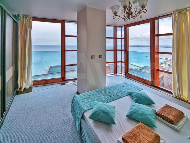 2-к. квартира, 104 м², 8/14 эт.