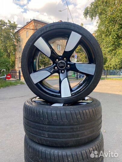 Оригинальные колёса Audi R19