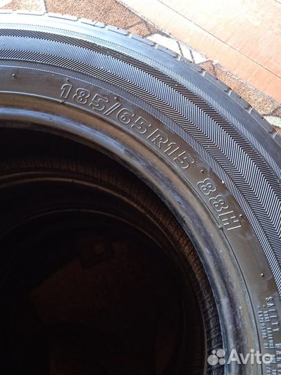 Kumho Solus KH17 65/180 R15 88H