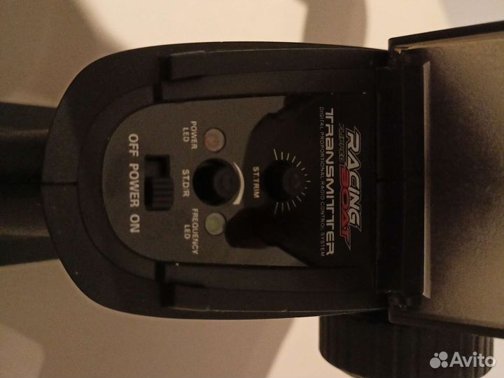 Пульт от радиоуправляемой лодки