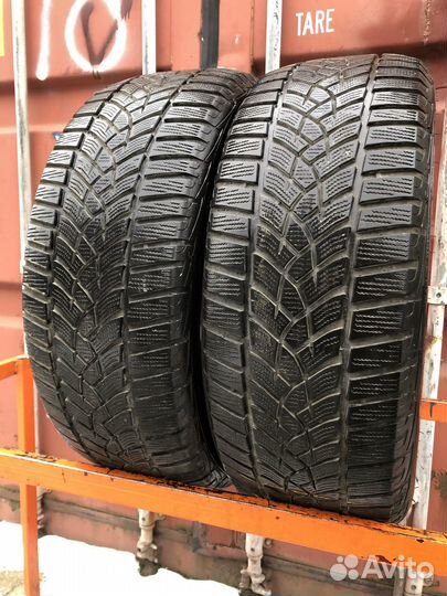 Goodyear UltraGrip Performance Gen-1 225/55 R17