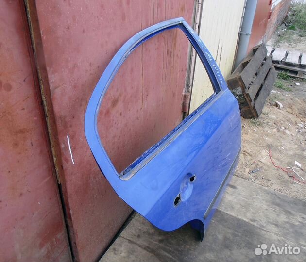 Дверь задняя правая Skoda Octavia Typ хэтчбек