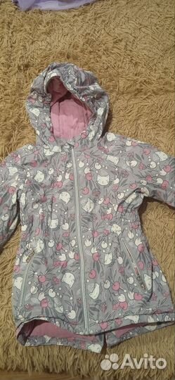 Куртка демисезонная на девочку. Рост 104