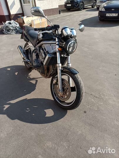 Honda CB 1