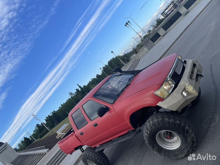 Toyota Hilux 2.4 МТ, 1996, 274 000 км