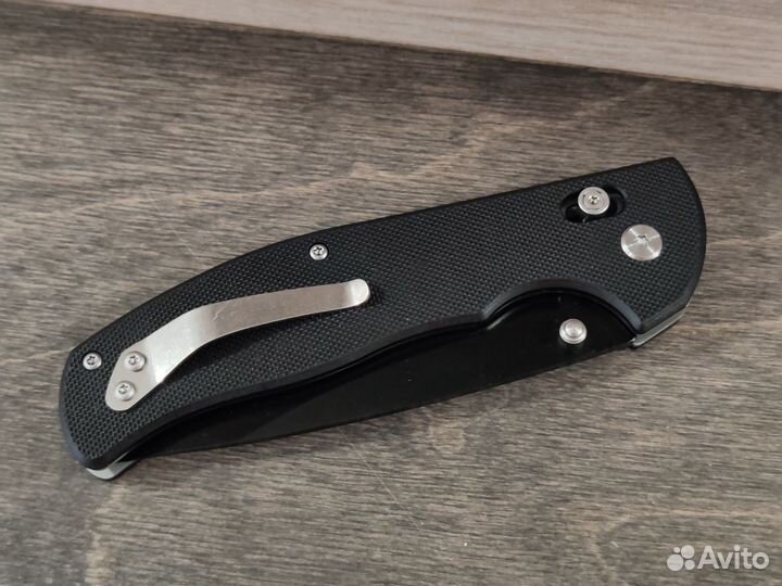 Нож spyderco