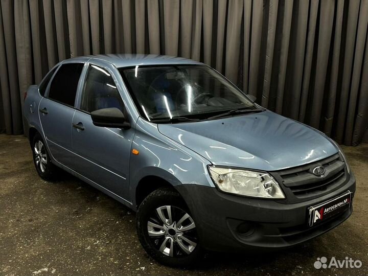 LADA Granta 1.6 МТ, 2015, 185 000 км