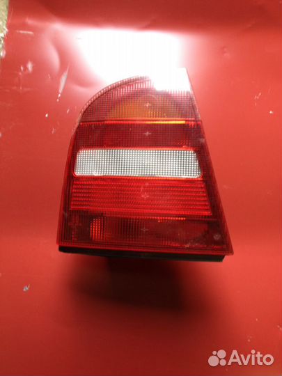 Фонарь задний левый skoda octavia