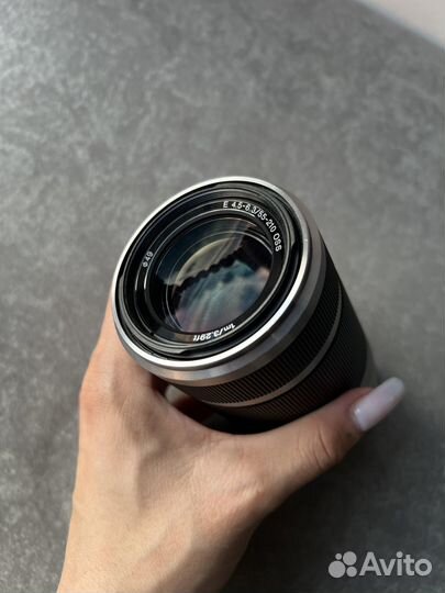 Sony E 55-210mm f/4.5-6.3 OSS