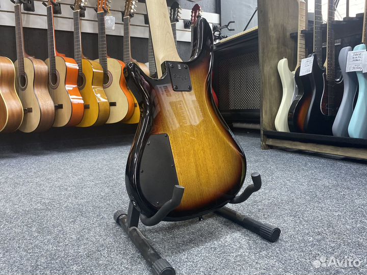 Бас Гитара 5 струн