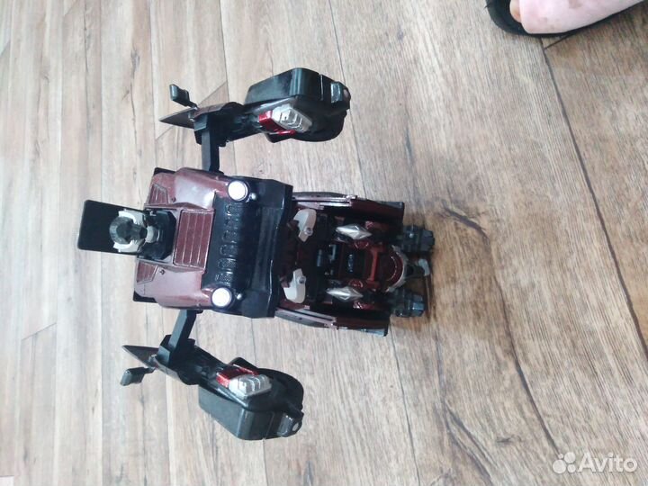 Робот трансформер