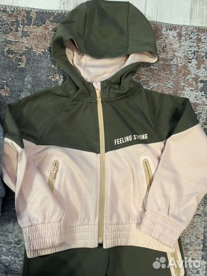 Костюм спортивный на 6 - 7 лет