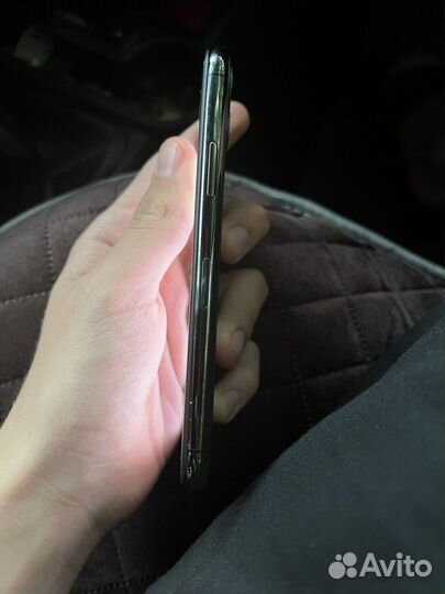 Телефон iPhone 11 pro 64 gb