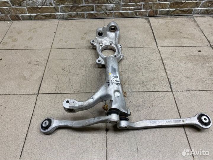 Кулак поворотный передний правый Audi A6 С6 2009