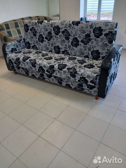 Диван книжка новый