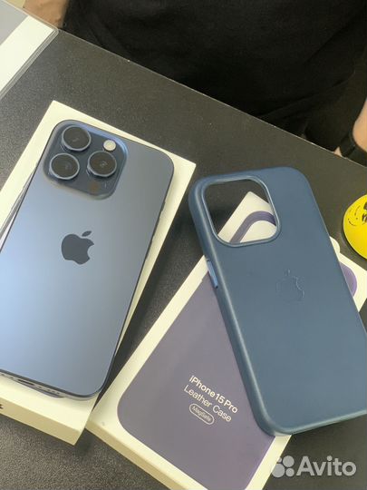 iPhone 15 Pro, 256 ГБ