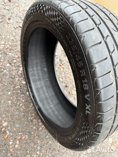 Continental MaxContact MC6 235/45 R18