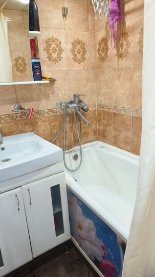 Комната 18 м² в 2-к., 10/16 эт.