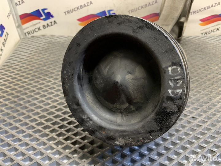 20412200 Шатун с поршнем