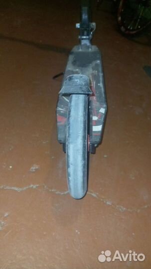 Самокат детский (есть торг)