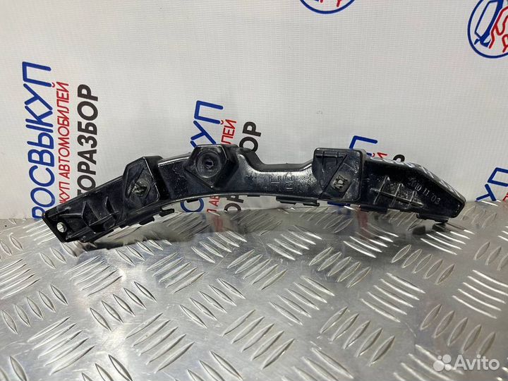 Кронштейн бампера Kia Ceed ED