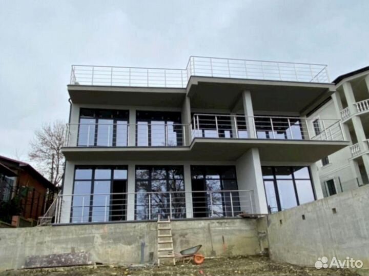 Перила в частный дом из нержавеющей стали