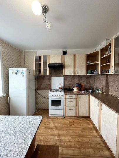 3-к. квартира, 75,8 м², 8/10 эт.