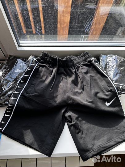 Шорты Nike