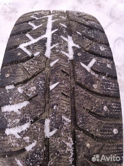 Bridgestone Ice Cruiser 7000 245/70 R16