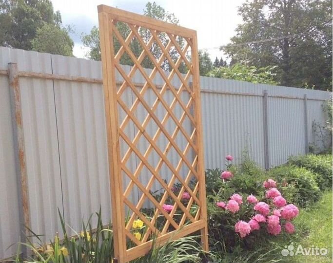 Шпалера деревянная