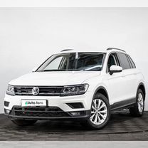 Volkswagen Tiguan 2.0 AMT, 2018, 120 199 км, с пробегом, цена 2 277 000 руб.